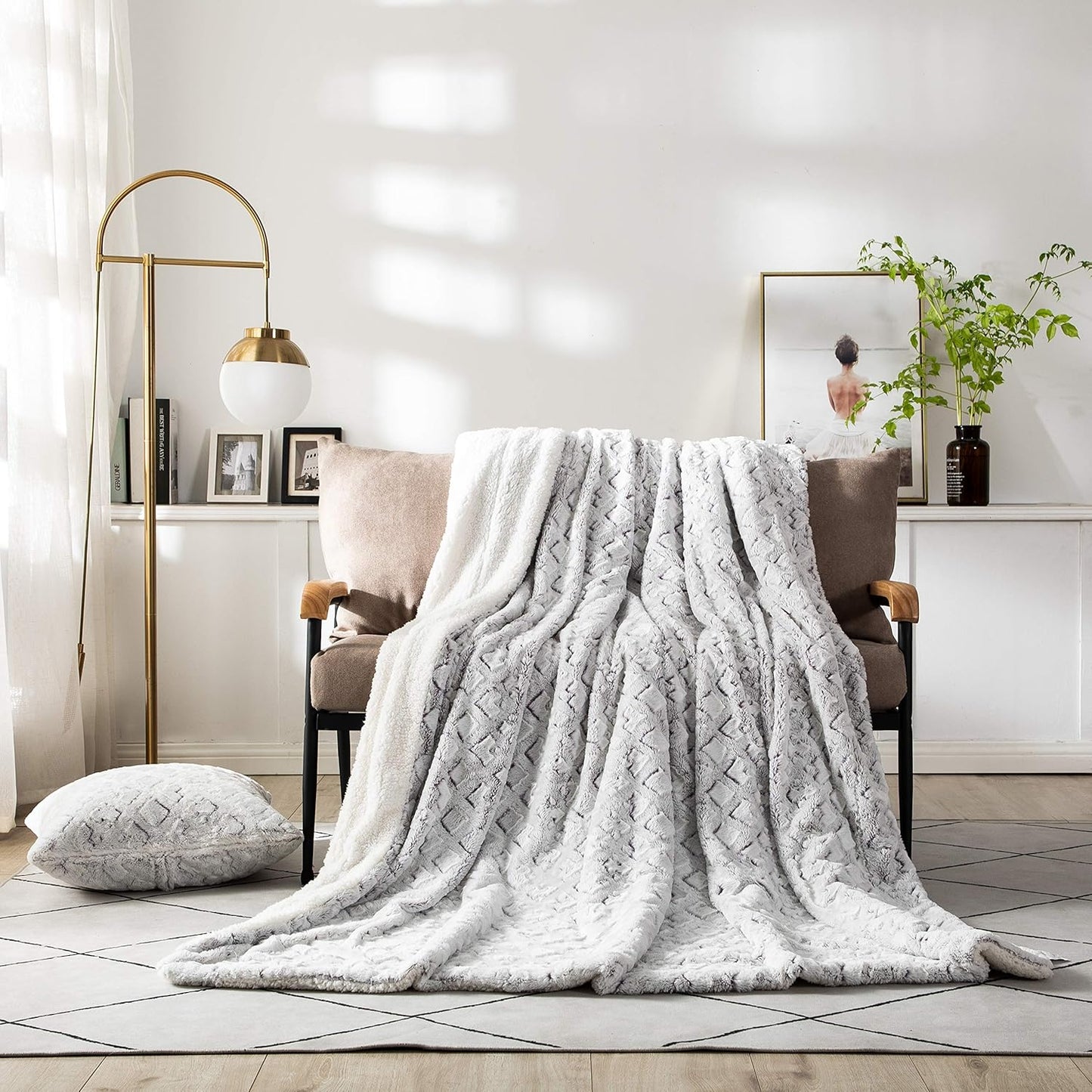 DaDa Bedding Luxury White Faux Fur Throw Blanket - Dreamy Milky Way Cloud Purple Undertone Embossed Sherpa Backside - Super Soft Warm Cozy Plush Fluffy - 50" x 60"