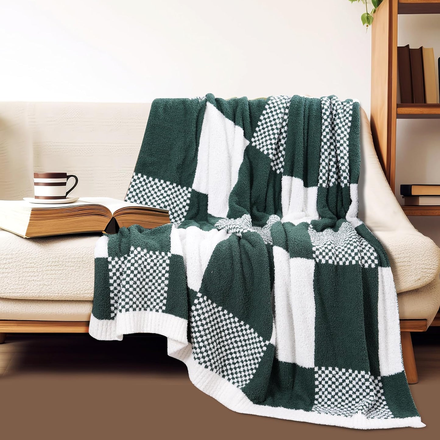 Green and White Checkered Throw Blanket Ultra Soft Cozy Checkerboard Winter Bed Blankets, Buffalo Plaid Reversible Throw Blankets Gift Wrapping for Christmas and Thanksgiving Day, 50x60 inches
