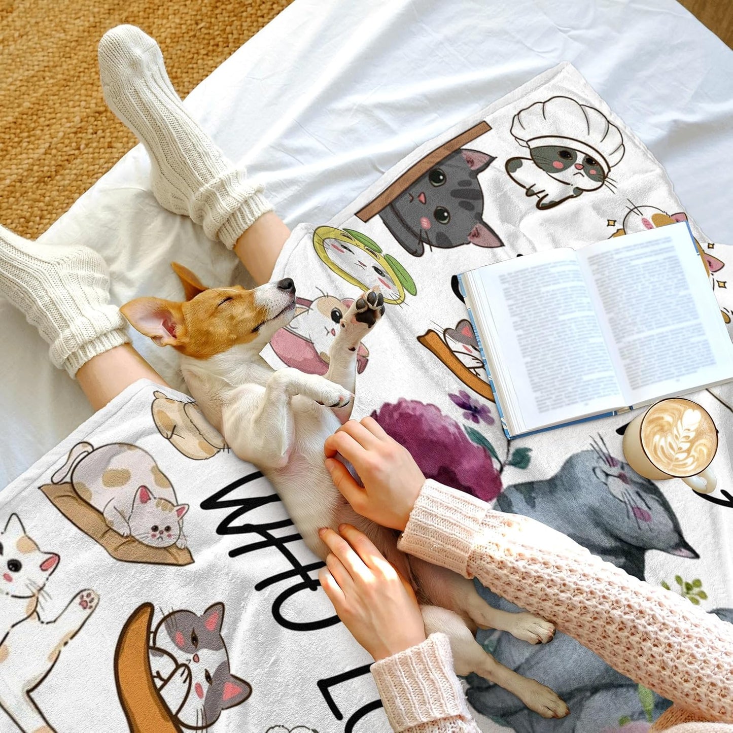 Cat Blanket Ultra Soft Flannel Throw Blanket Just a Girl Who Loves Cats Blankets Cats Gifts for Cat Lovers Cozy Lightweight Blankets for Women Kids Adults 50"X 40"
