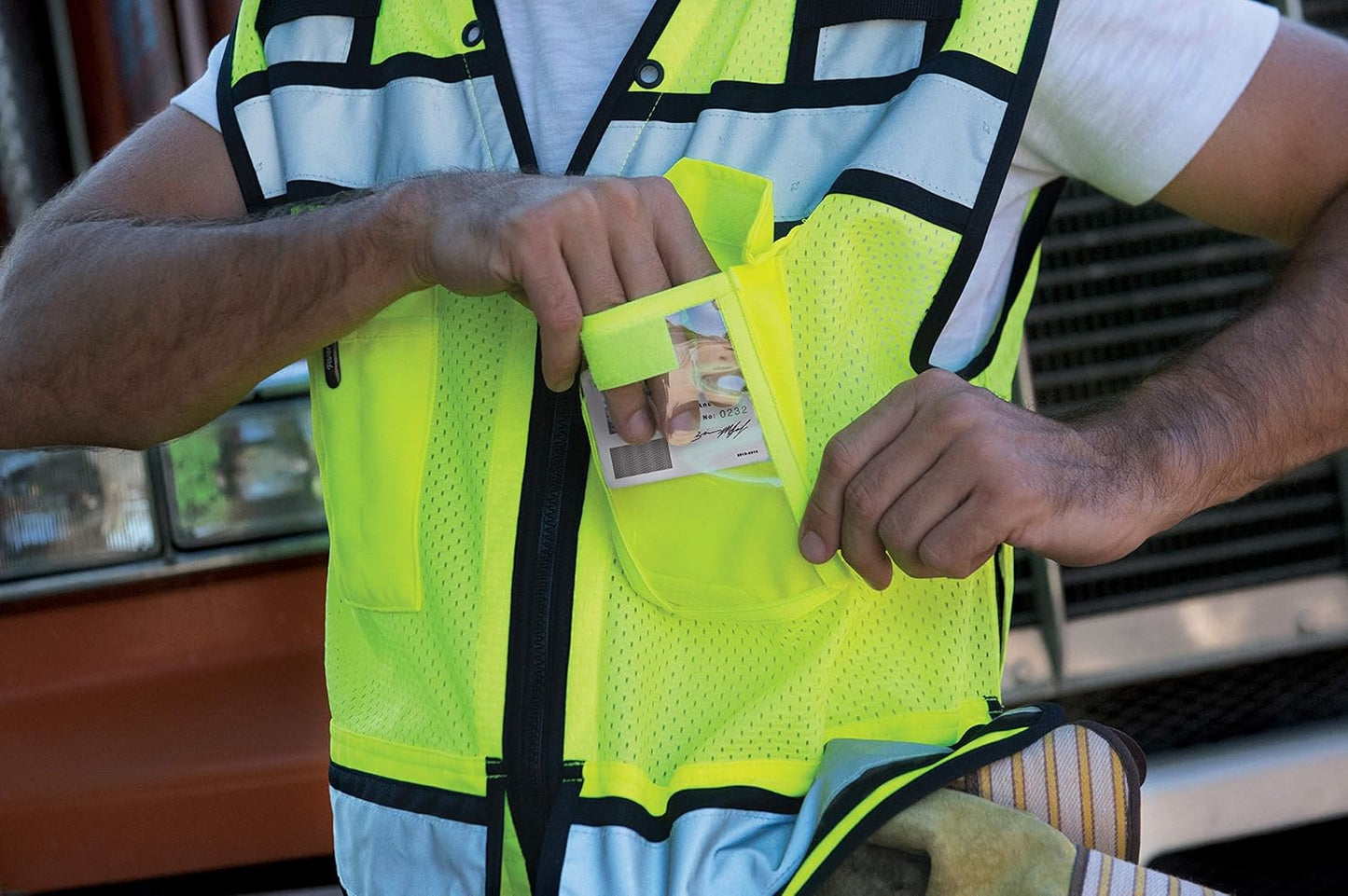 Kishigo Unisex High Visibility Reflective High Performance Surveyors Vest S5004