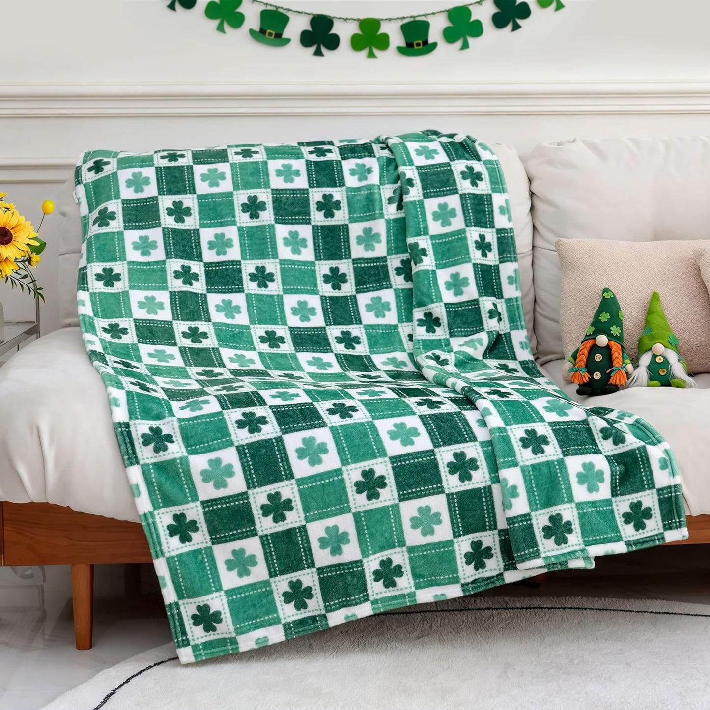 St. Patrick's Day Blanket, Green Shamrock Throw Soft Fuzzy Plush Cozy Fleece Blanket for Couch Sofa Bed, Irish Themed Home Decor Gift, 50 x 60 Inches