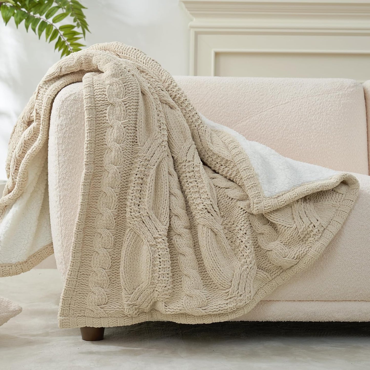 Amélie Home Cable Knit Throw Blanket for Couch, Chenille Sherpa Soft Cozy Throw Blankets for Sofa Chair Comfortable Home, 50"x60", Beige