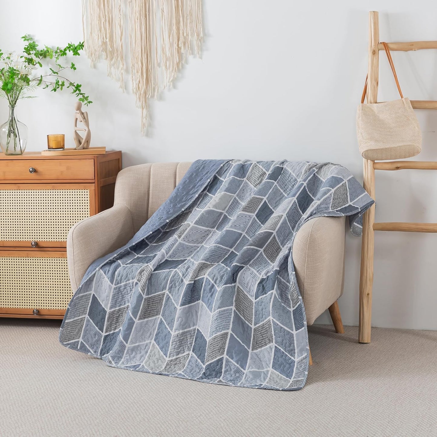 SLPR Heather 50" x 60" Quilted Throw Blanket: Lightweight Chevron Quilt, Cream and Blue Lap Comforter, Zig Zag Farmhouse Coverlet, Summer Quilted Blanket for Couch and Bed