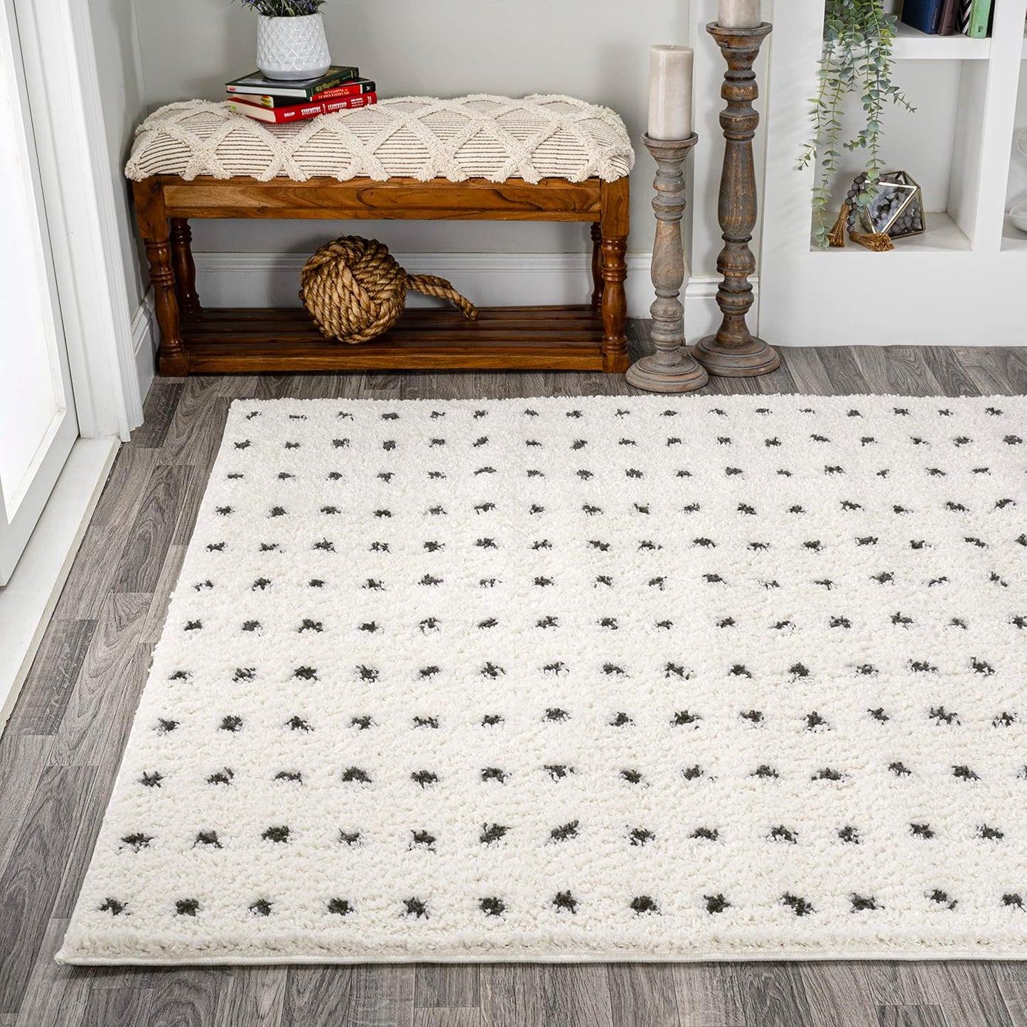 JONATHAN Y Pele Modern Geometric Dot Shag White/Gray Indoor Area Rug, 3x5, Bohemian, Contemporary, Easy-Cleaning for Living Room, Bedroom, Kitchen, Pet Friendly, Non-Shedding (MOH400A-3)
