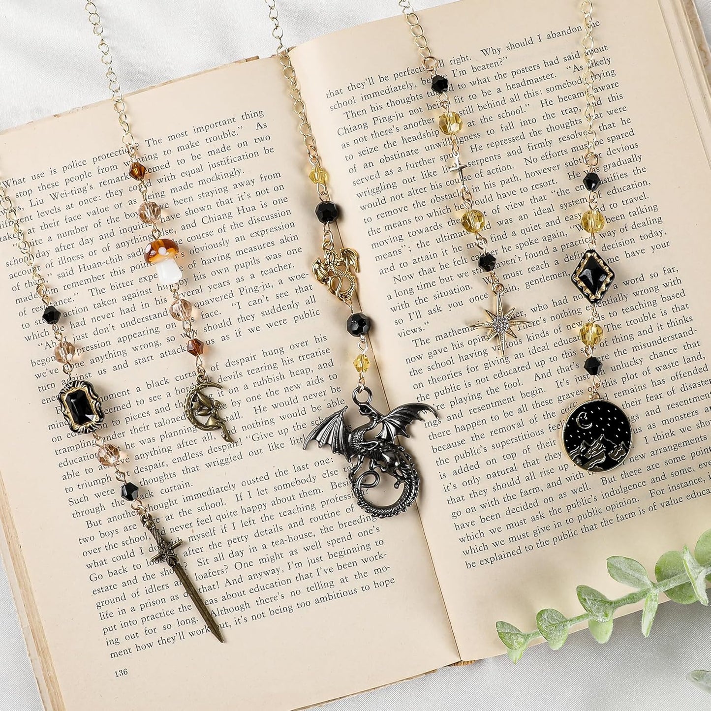 Antique Charms Sword Bookmark - Vintage Metal Book Marks for Men Women Students Teachers Reader Cool Page Mark with Crystal Beads Swords Charm Reading Lovers Birthday Gifts School Accessories