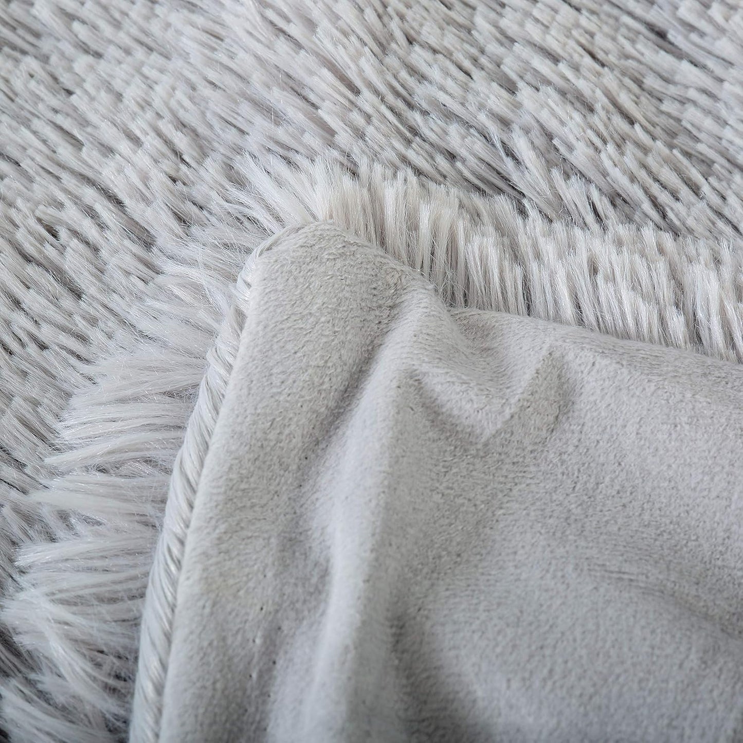 Reafort Luxury Long Hair Shaggy Faux Fur Throw Blanket, Oversized 60" x 70", Ultra Soft PV Fur Plush Blanket for Couch, Sofa, Bed, Cozy Decorative Fuzzy Throw (Grey, 60"X70" Throw)
