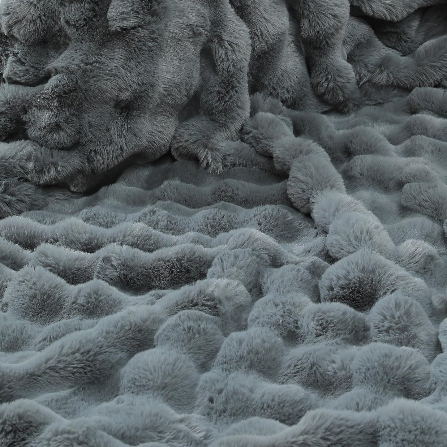 RYNGHIPY Faux Fur Throw Blanket Double Side Thick and Warm Plush Fluffy Faux Rabbit Fur Decoration for Couch Sofa Chair and Bed Cozy Winter Blanket (Dark Grey, 63''x79'')