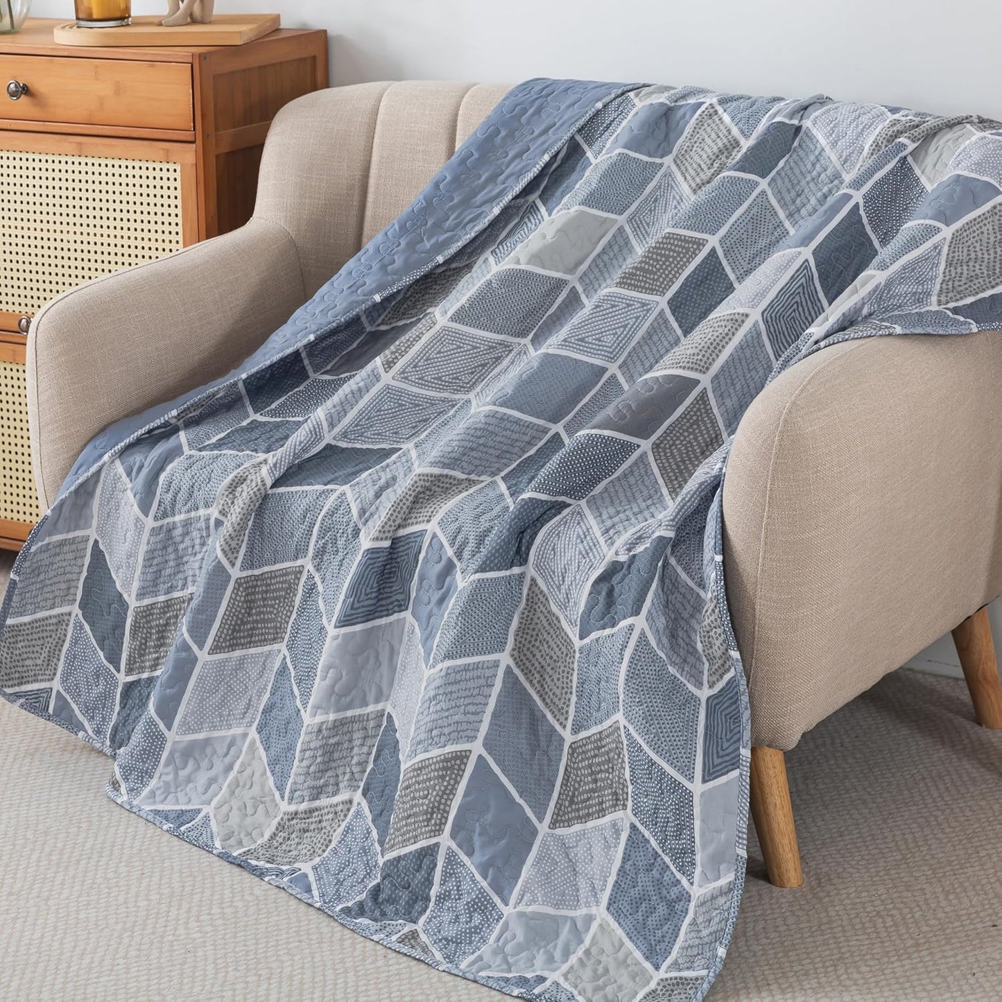 SLPR Heather 50" x 60" Quilted Throw Blanket: Lightweight Chevron Quilt, Cream and Blue Lap Comforter, Zig Zag Farmhouse Coverlet, Summer Quilted Blanket for Couch and Bed