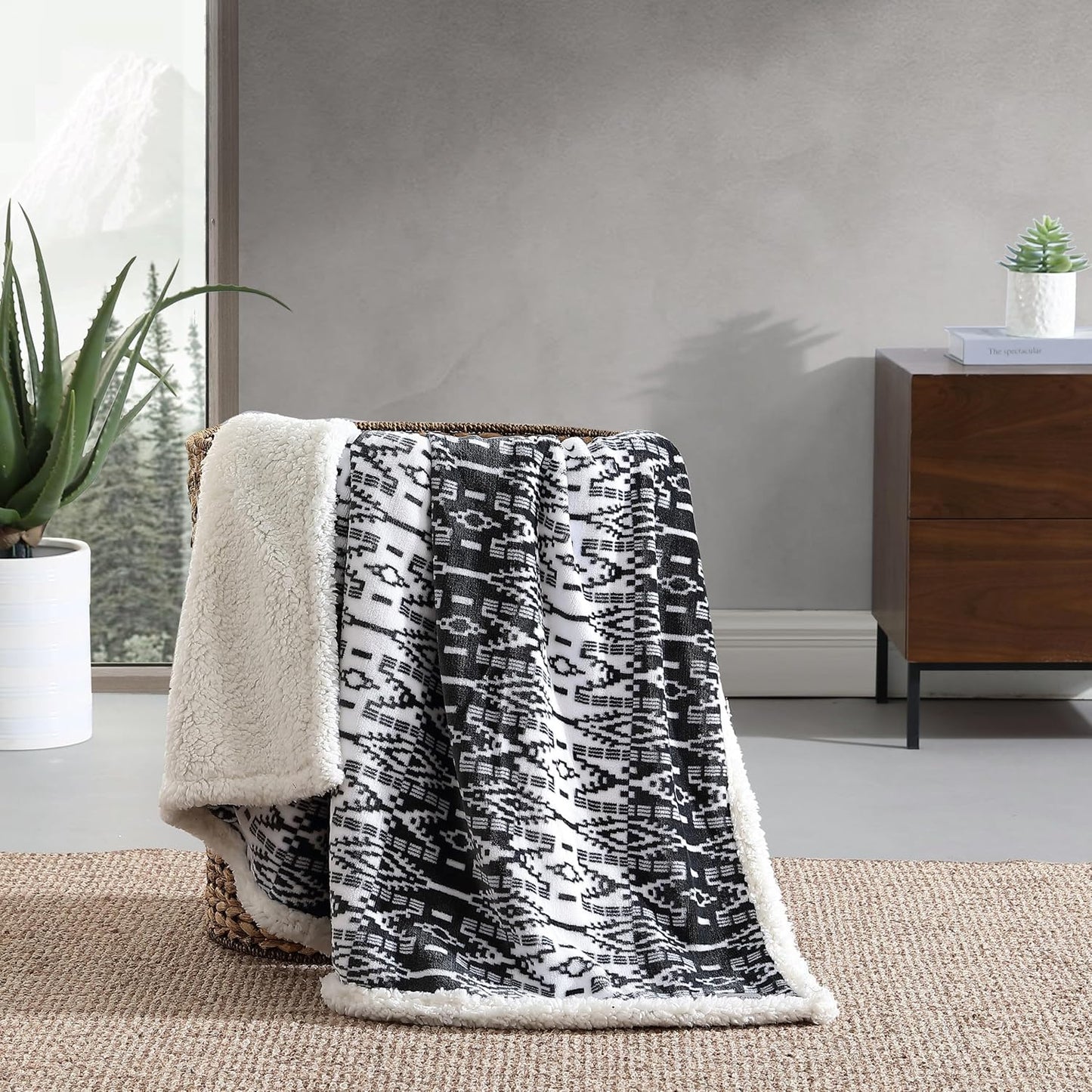 Eddie Bauer - Throw Blanket, Brushed Fleece & Plush Sherpa Soft Bedding, Blanket for Couch & Bed (San Juan Grey, 50" x 60")