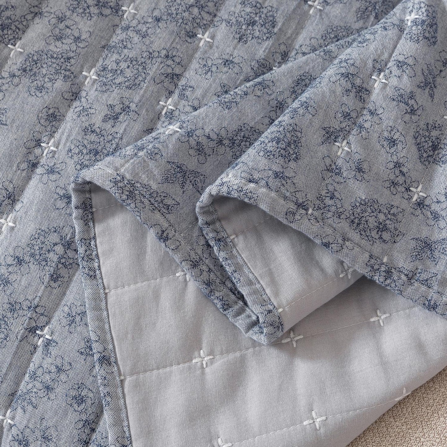 Soul & Lane Blue Whisper Diamond Cotton Quilted Throw Blanket - 50" x 60", Modern Gray Decorative Throw for Couch and Bed, Lightweight Contemporary Diamond Pattern Lap Quilt