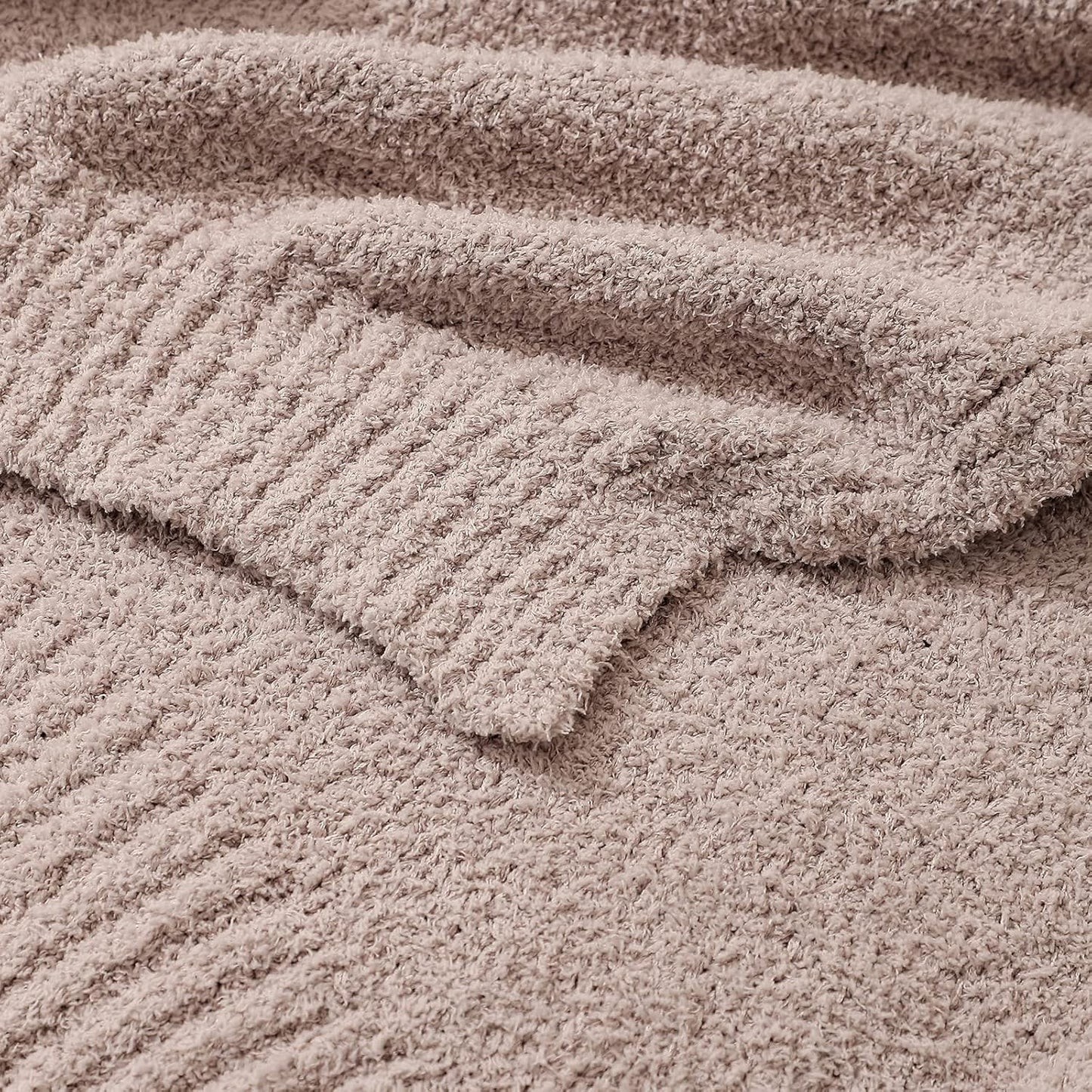 bearberry Super Soft Fluffy Throw Blanket Lightweight Cozy Warm Throw Blankets for Couch Bed Sofa All Season (Beige, 40”x50”)
