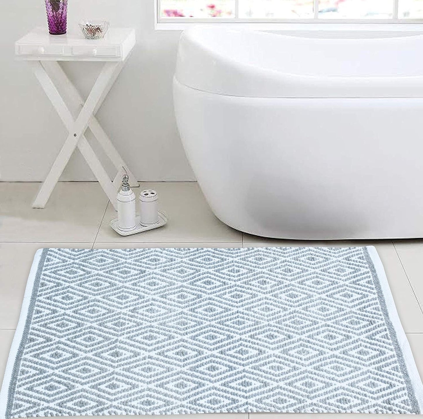 Ramanta Home 100% Cotton Diamond Handwoven Reversible Rug 21x34 Inch– Grey| Soft Washable Area Rug for Bathroom, Kitchen, Bedroom, Entryway | Durable Lightweight Handmade Accent Floor Mat | Boho Décor