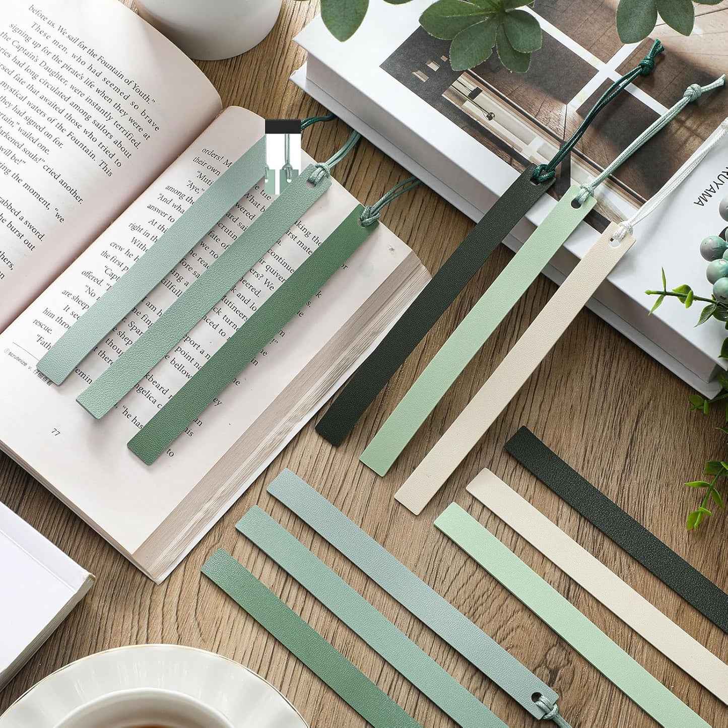 Kosiz 12 Pcs Leather Bookmarks Colorful Engravable Blank Leather Bookmarks Back to School Gifts for Men Women Teachers Students Book Lovers Reading Supplies(Green)