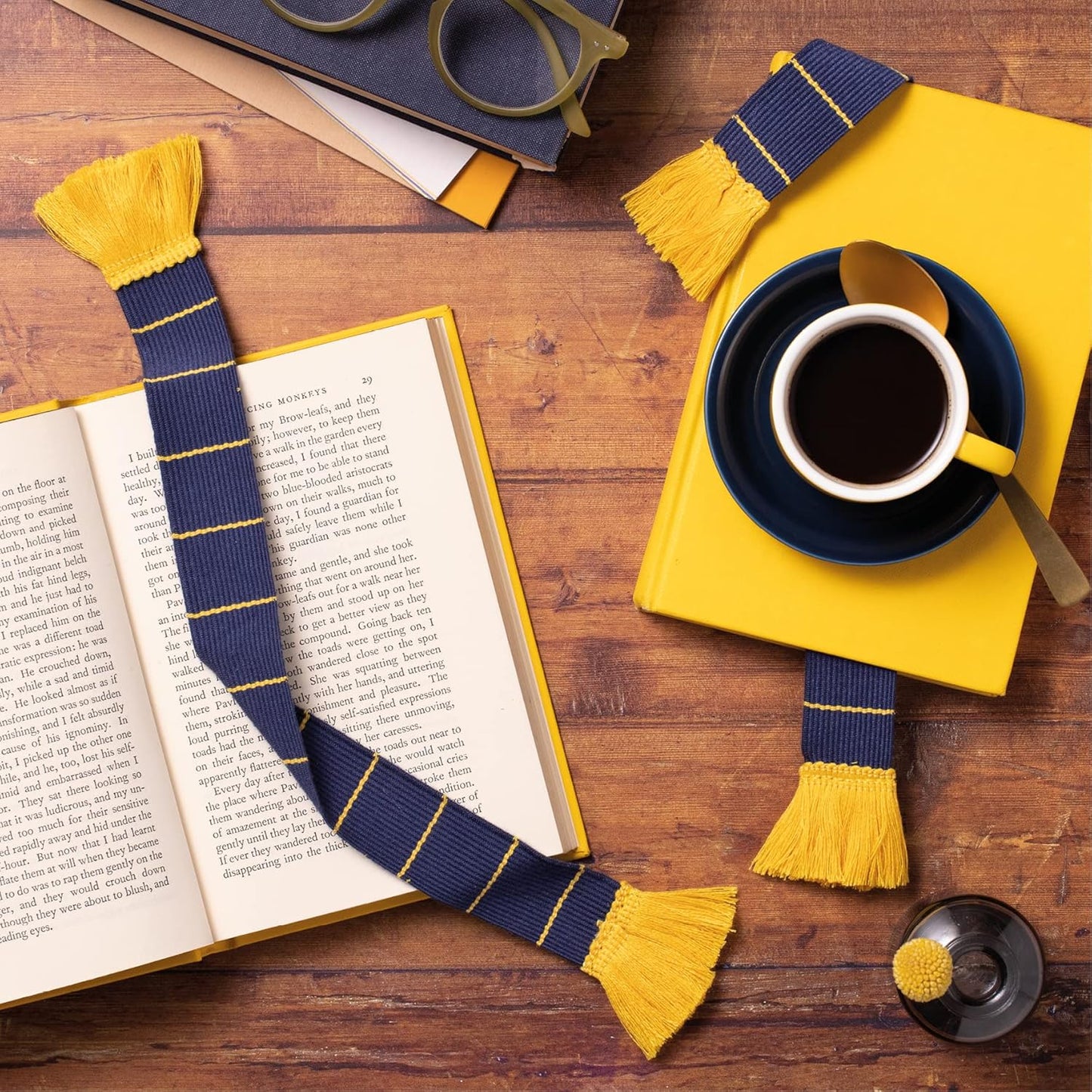 IF USA 32907 Book Scarf Bookmark - Navy & Yellow