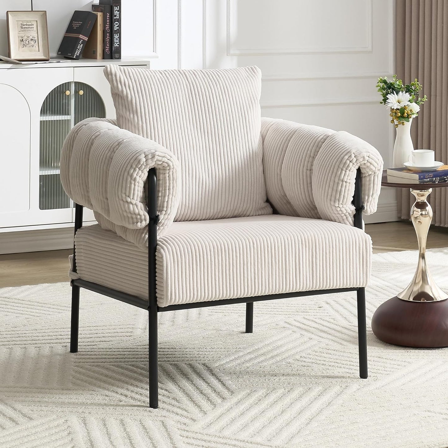 Modern Velvet Accent Chairs Set of 1, Comfy Large Living Room Sofa Chair, Upholstered Fabric Armchair with Pillow and Metal Legs for Office/Bedroom/Reading Beige