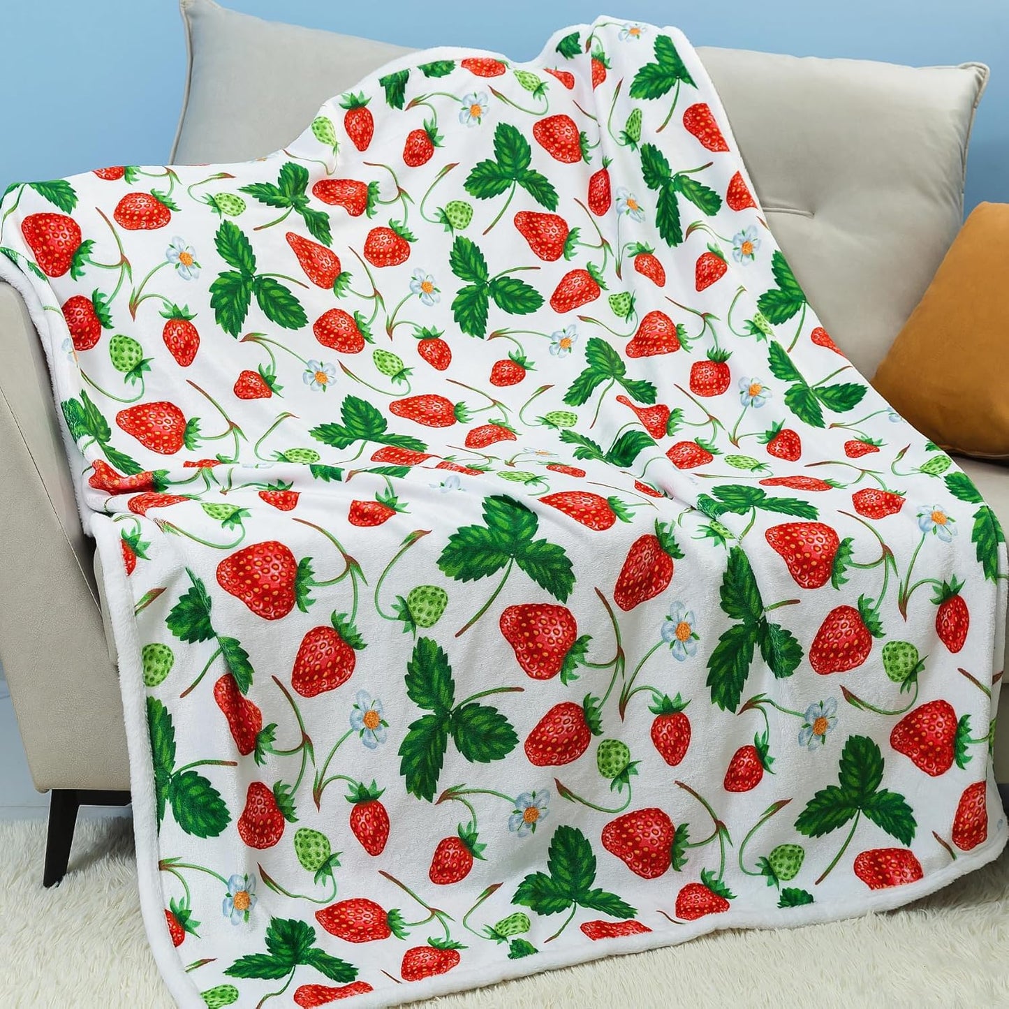 Soft Fluffy Strawberry Print Throw Blanket for Couch Bed, Cozy Lightweight Fuzzy Blanket with Cute Strawberry Pattern for Kids Adults, Perfect for Home Decor, Travel, and Gift 50x60 inches