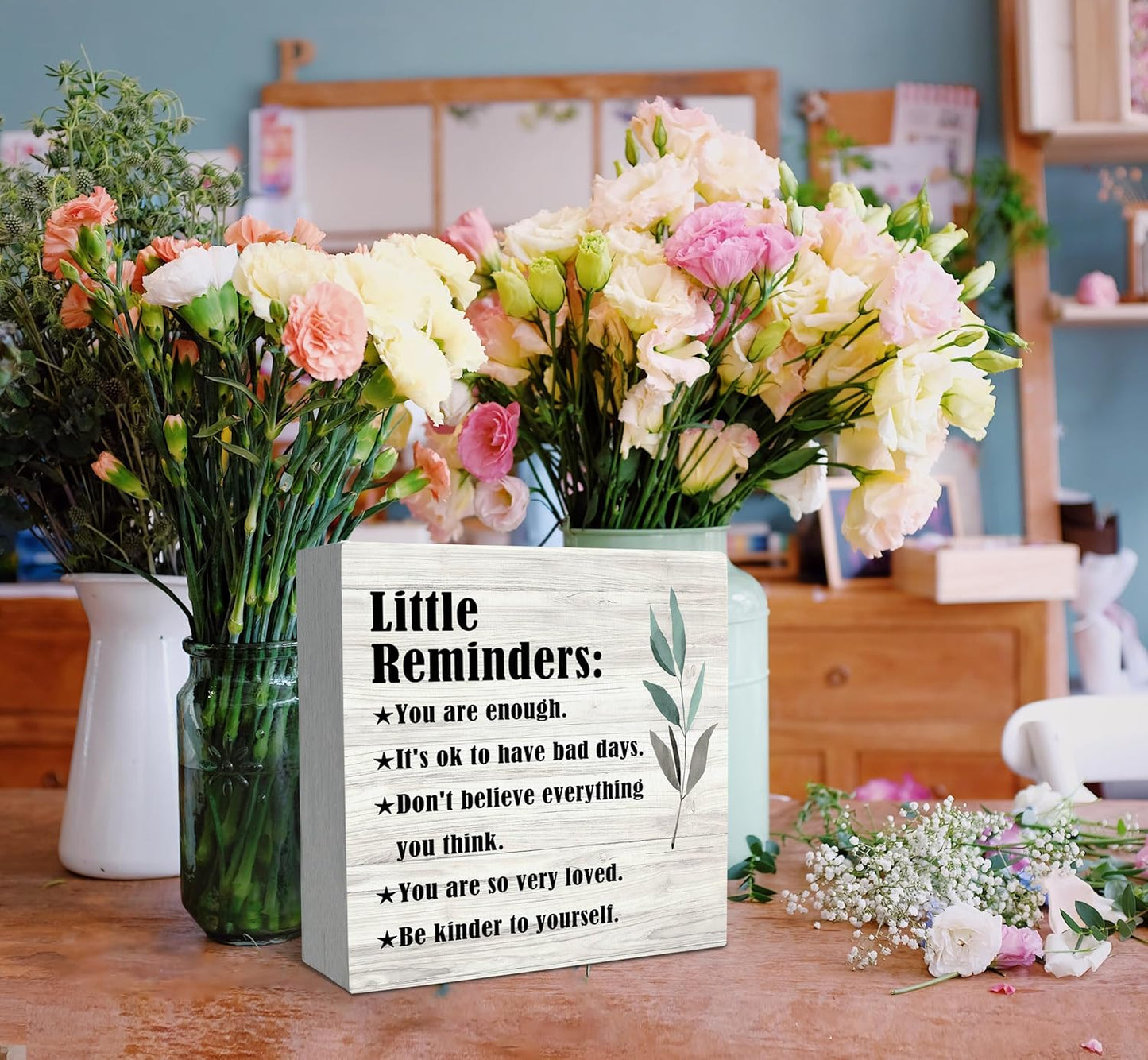 SRADMO Inspirational Little Reminders Wood Box Sign Desk Decor 8x8, Inspirational Desk Decor, College Motivational Positive Affirmation Gifts Box Sign For Office Home Dorm Tabletop Shelf Decoration