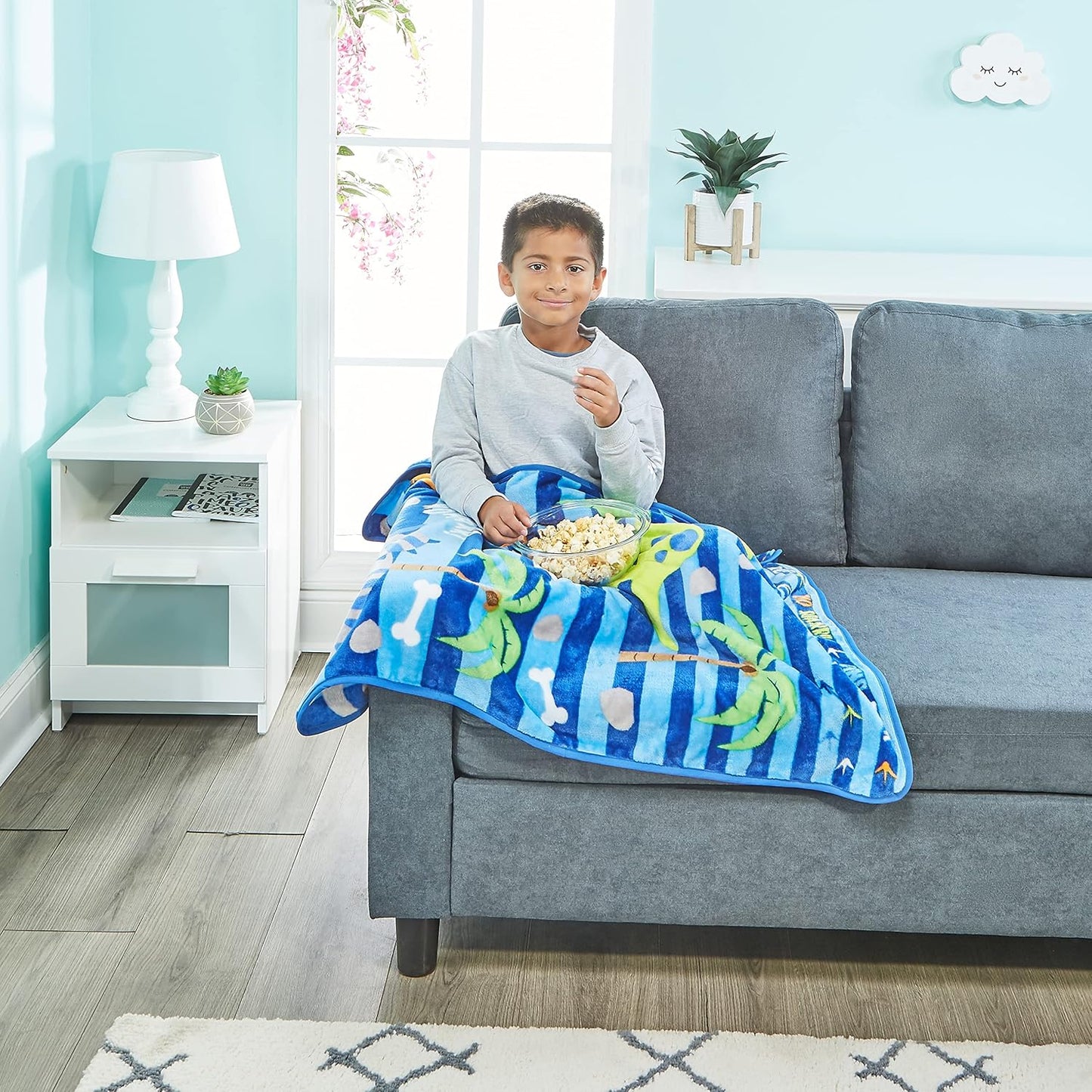 EVERYDAY KIDS Toddler Throw Blanket - 30" by 40" - Roarin Dinos - Super Soft, Plush, Warm and Comfortable