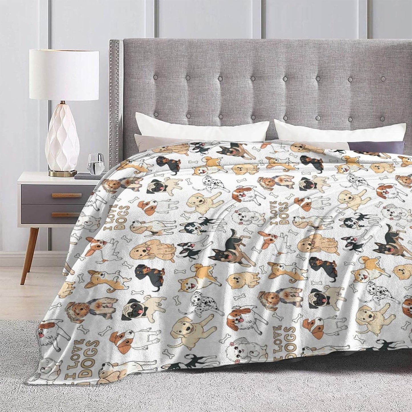 Throw Blanket, Soft Flannel Throw Blanket for Couch, Bed, Travel, Living Room & Home Decor, Cozy Lightweight Warm Fluffy Fuzzy Blankets for Adults Women Girls (50×40 Inch, I Love Dogs)