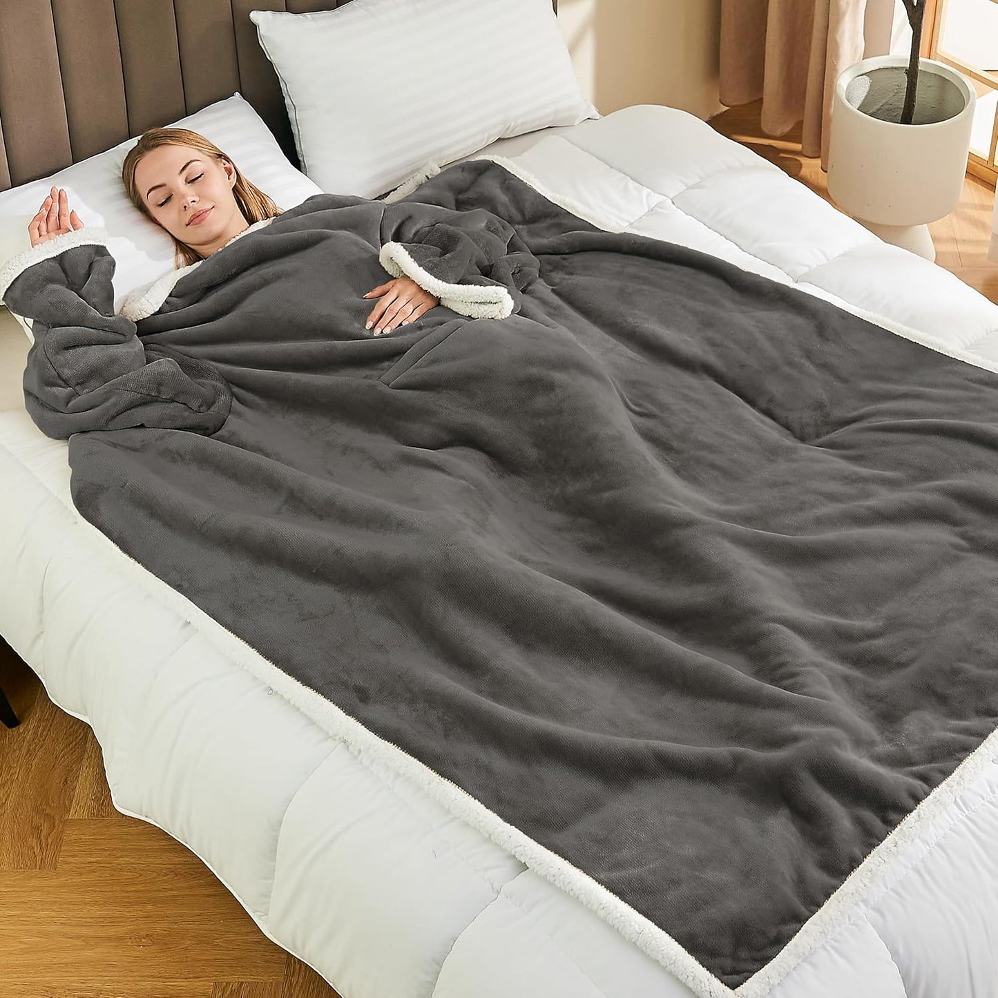 Ramees Sherpa Wearable Blanket with Sleeves and Pockets, Soft Warm TV Blanket Throw for Men and Women
