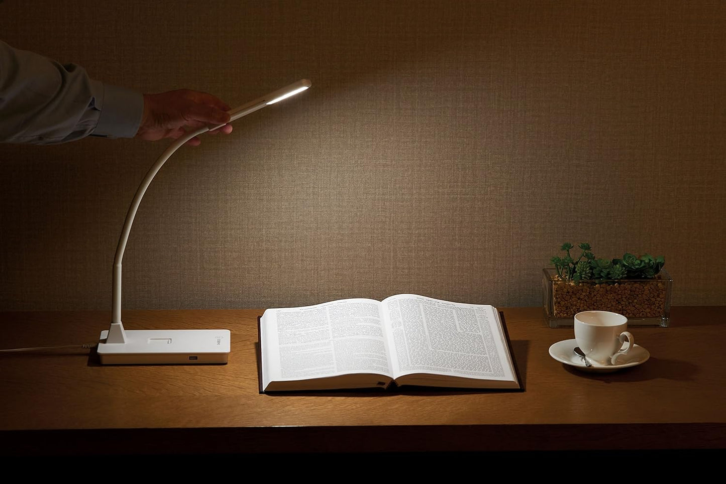 SHABBOSLITE® LED Table Lamp White