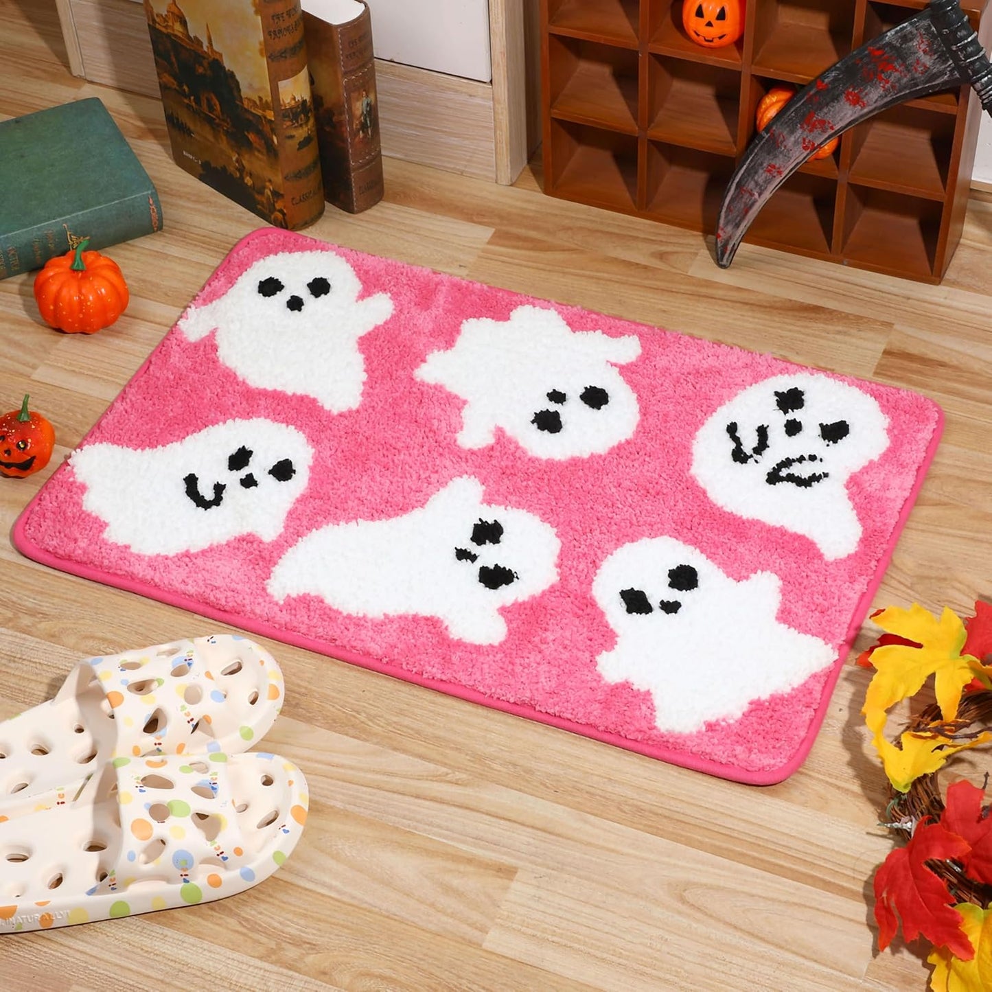 Halloween Bath Mat, Pink Ghost Bathroom Rugs Non-Slip, Soft Absorbent Washable Bath Rug for Shower Floor, Cute Rug for Bedroom Home Decor - Unique Gift