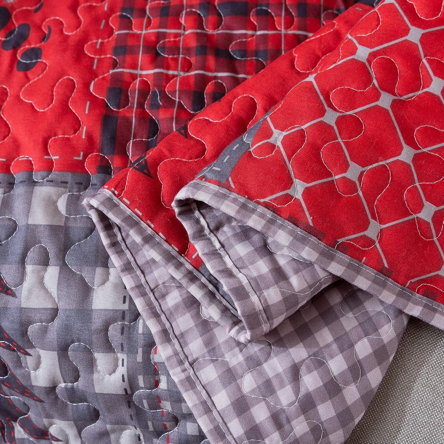 Soul & Lane Cabin Charm 50"x60" Quilted Throw: Plaid Quilted Blanket, Outdoor Nature Themed Patchwork Coverlet, Christmas Quilt for Couch, Comforter Lap Quilt, Lightweight Red and Black Lap Cover