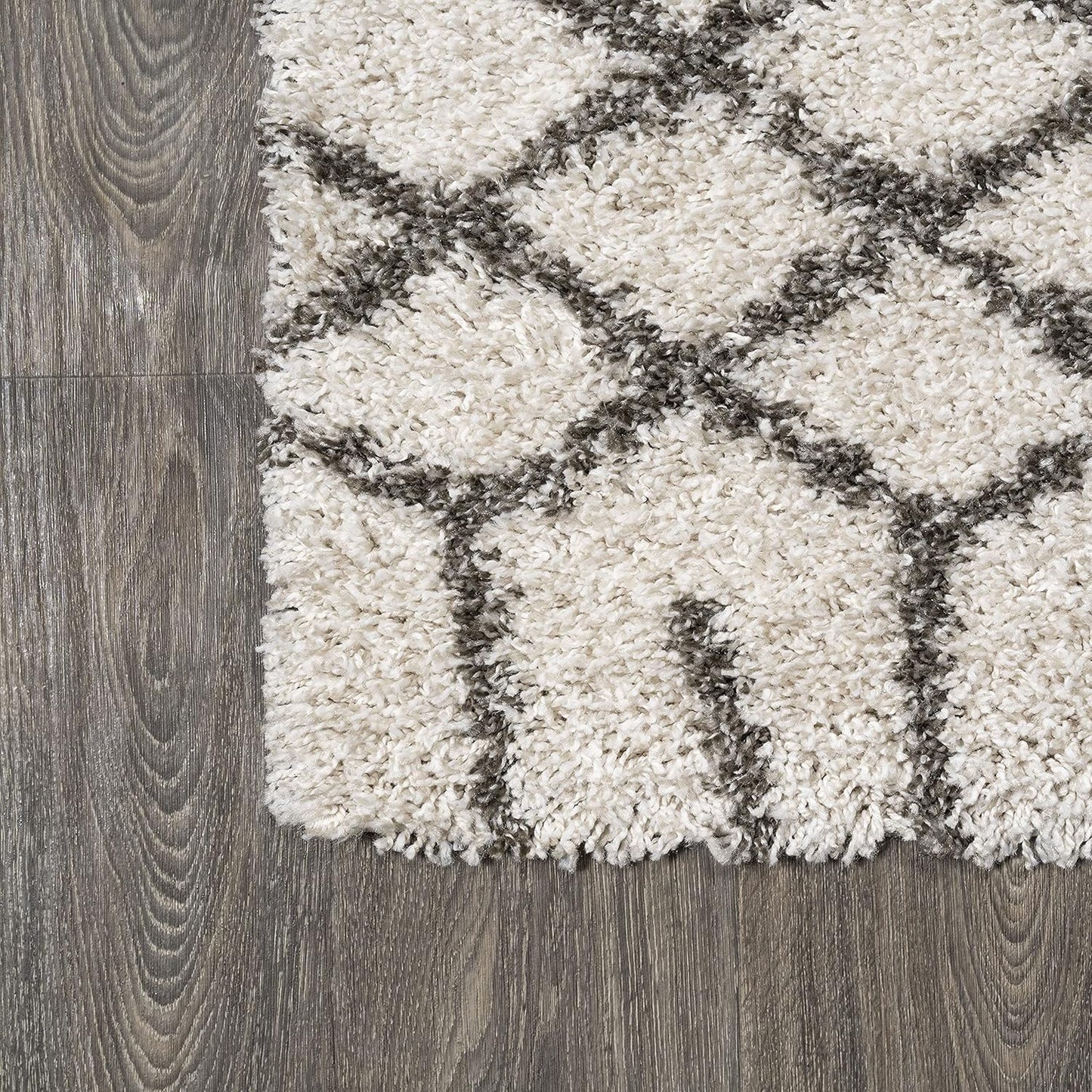 JONATHAN Y Diamond Shag Beige/Dark Gray Indoor Area Rug 4X6 ft, Algaida Moroccan for Living Room, Bedroom, Kitchen, Office, Easy-Cleaning, High Traffic, Pet-Friendly, Non-Shedding SHG104A-4