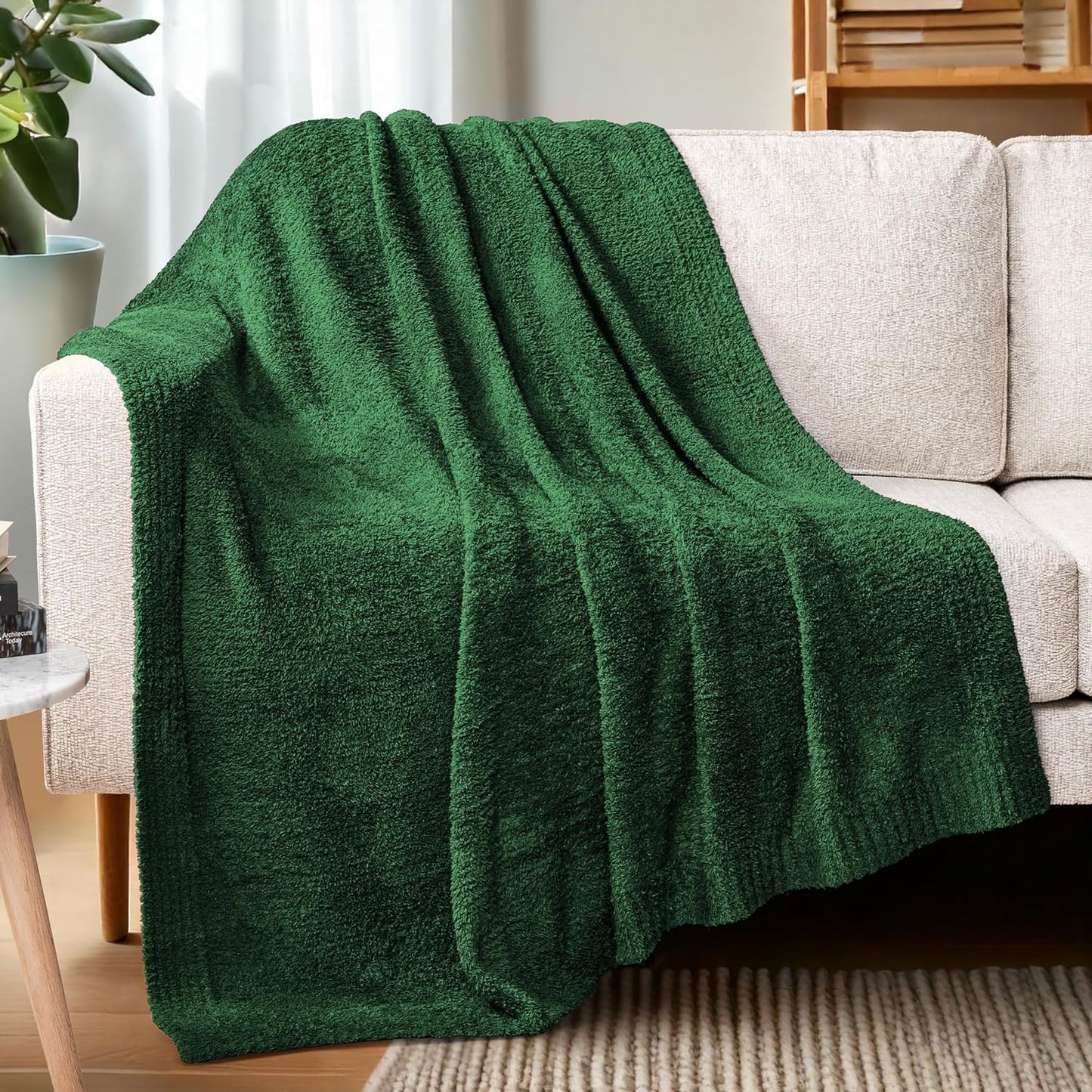 PAVILIA Super Soft Throw Blanket for Couch, Fluffy Cozy Lightweight Emerald Green Blanket, Fuzzy Warm Knit Blanket for Bed Sofa, Forest Green, 50x60