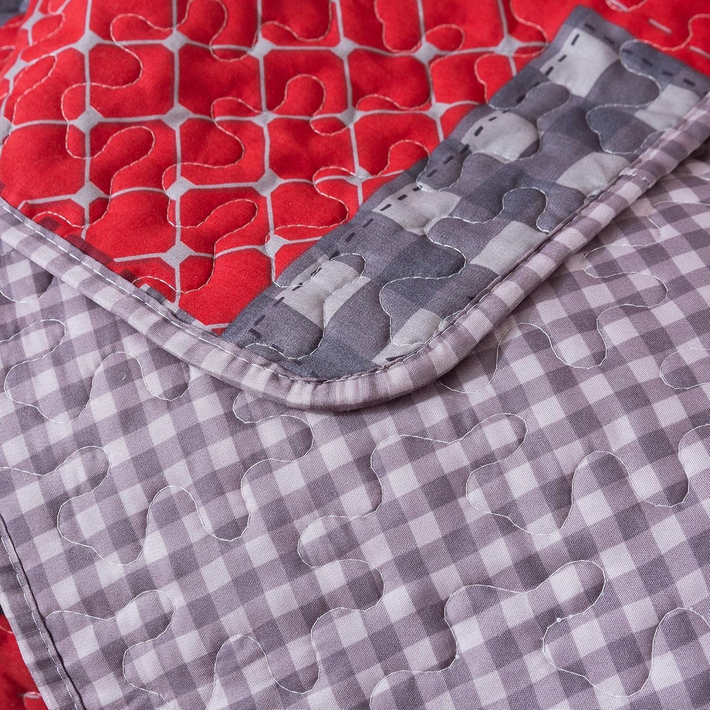 Soul & Lane Cabin Charm 50"x60" Quilted Throw: Plaid Quilted Blanket, Outdoor Nature Themed Patchwork Coverlet, Christmas Quilt for Couch, Comforter Lap Quilt, Lightweight Red and Black Lap Cover
